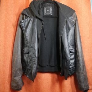 ✨FINAL WEEK✨Obey Leather Bomber Jacket